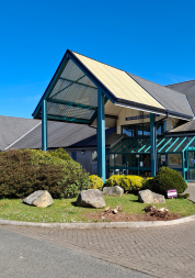 Photo of the front of Barncose Hospital